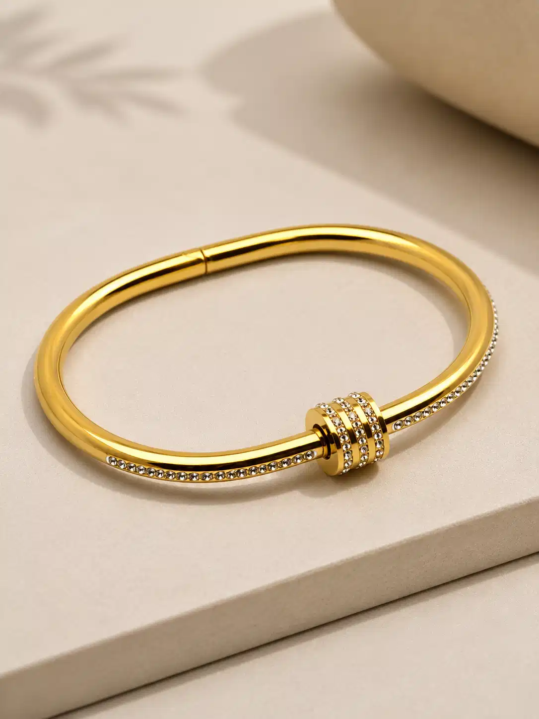 aurelia-halo-pave-bangle-womens-bracelet-side-view.webp